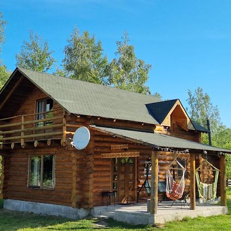Musketeers Cabin Porumbacu de Sus Exterior photo