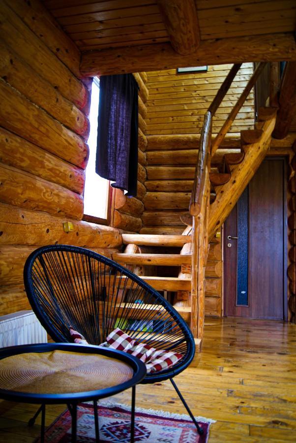 Musketeers Cabin Porumbacu de Sus Exterior photo